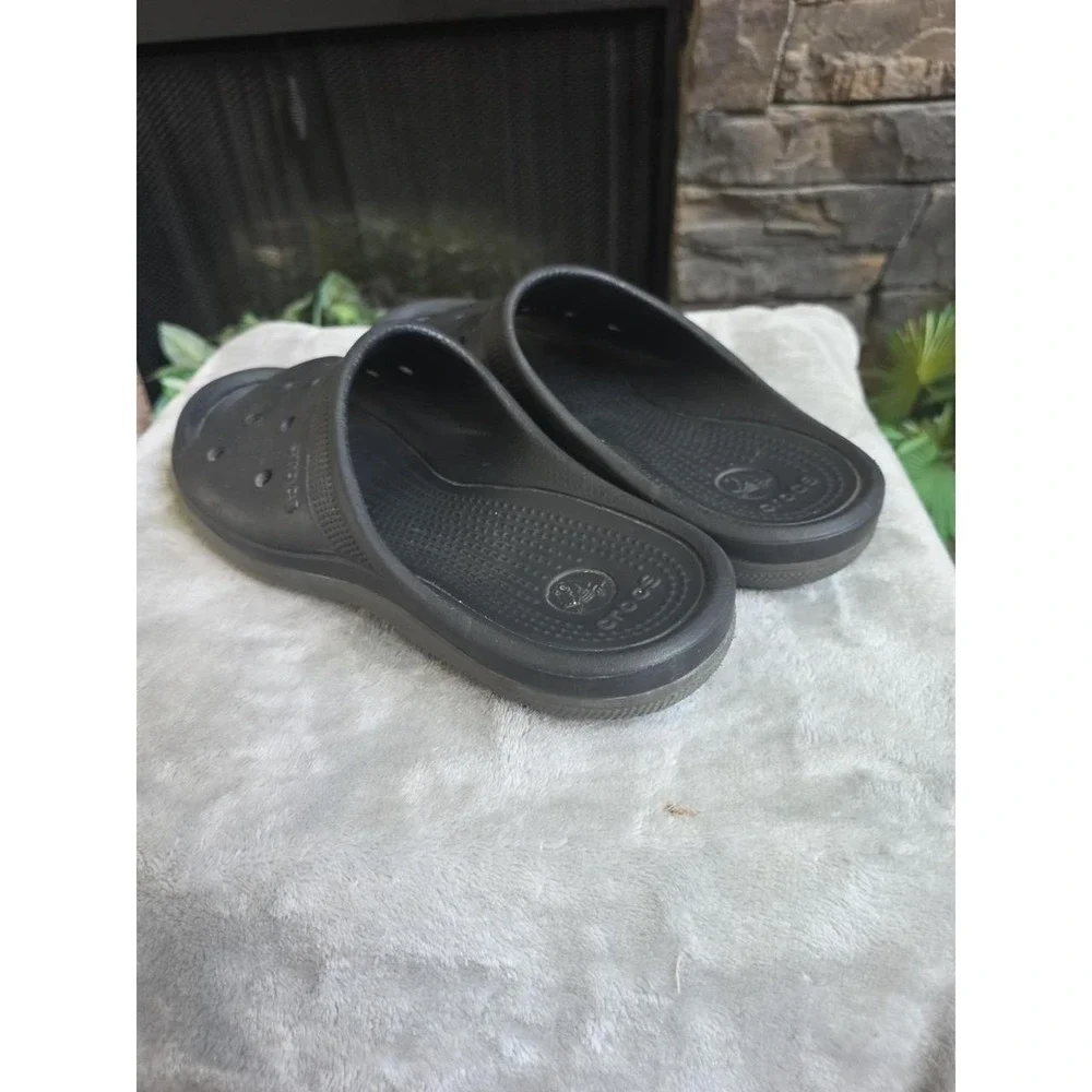 Crocs Slides Black Sandals Beachware Shower Shoes MENS 8, WOMAN2 10